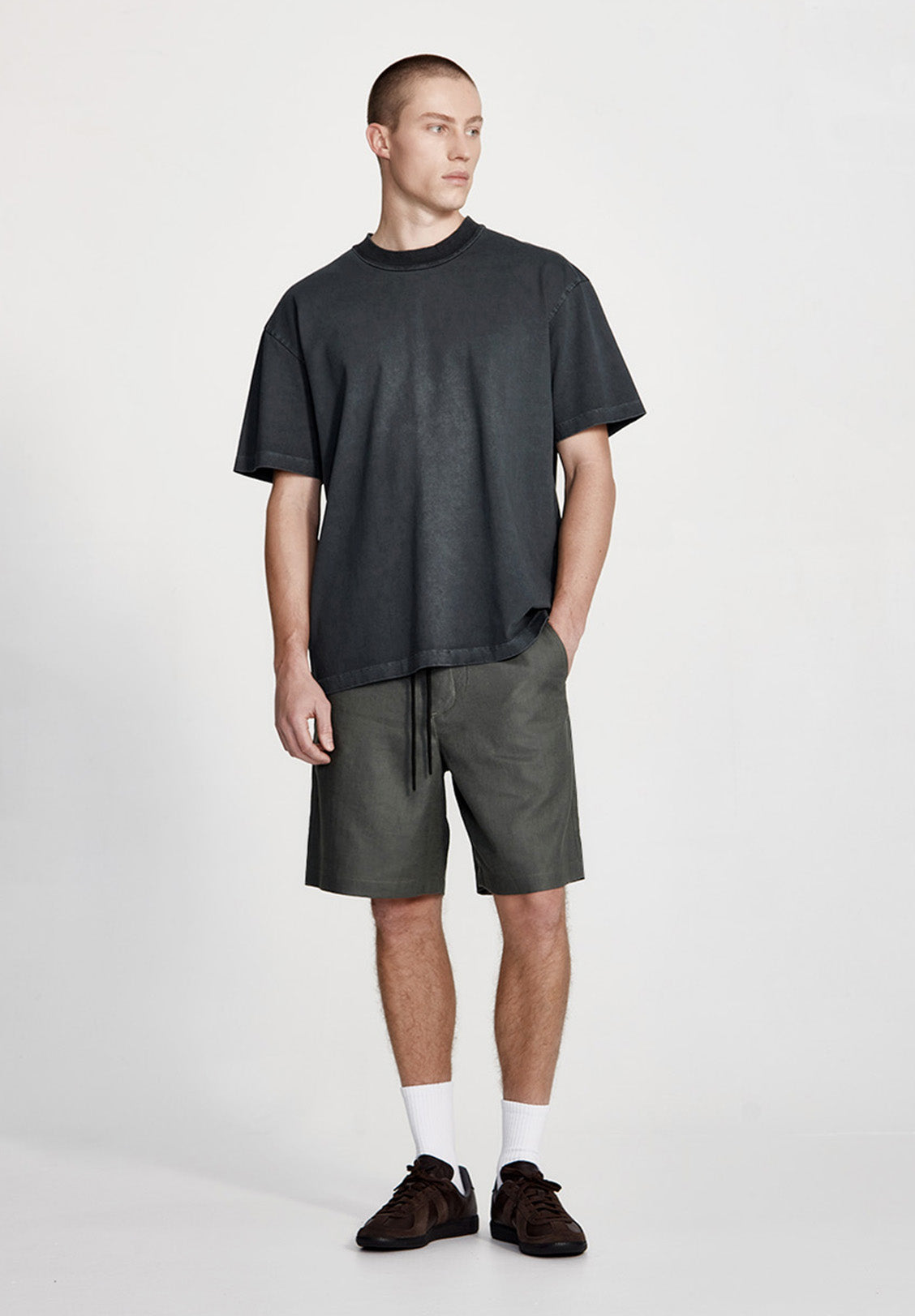 LINEN BLEND STUDIO SHORT, FOG