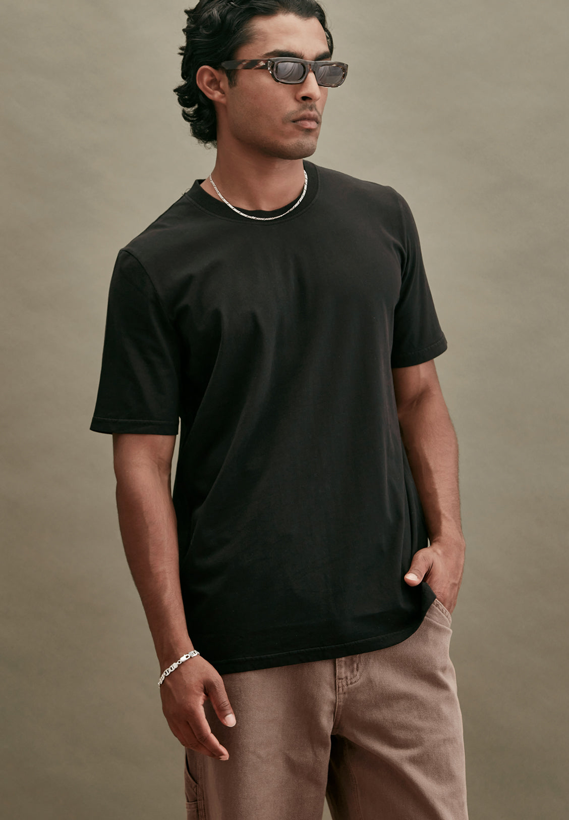 MENS STANDARD TEE, BLACK