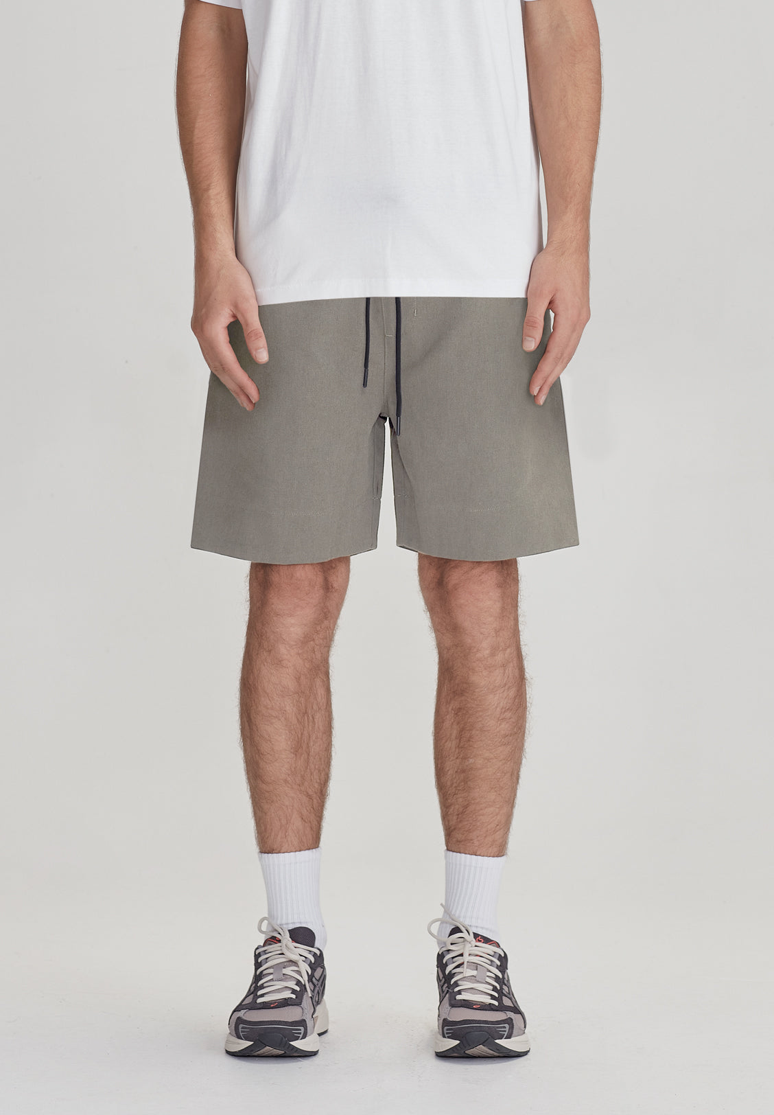 STANDARD WALKSHORT, SMOKE