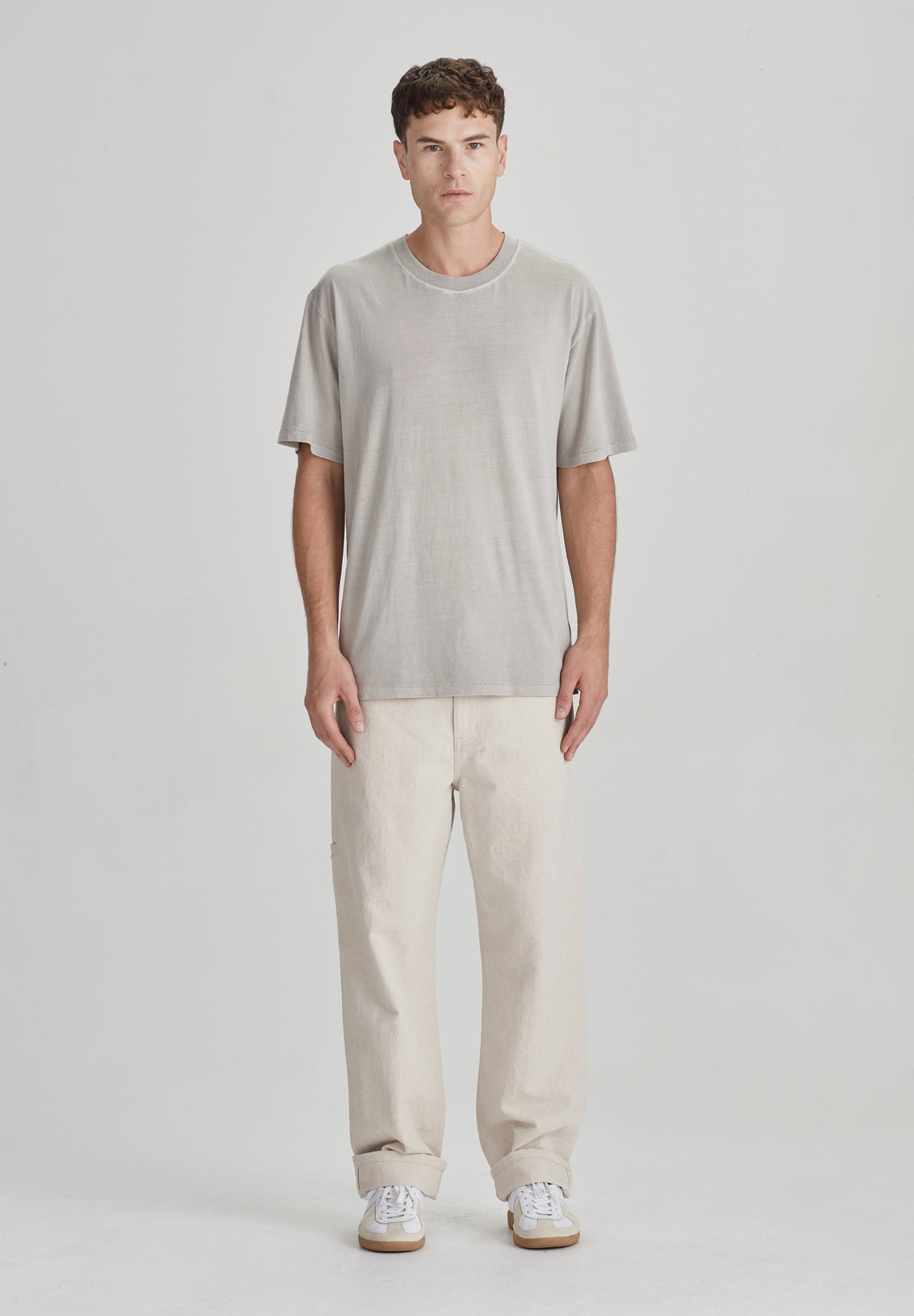MENS RELAXED TEE, STONE