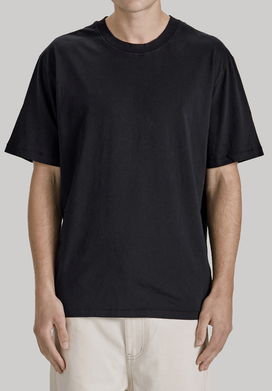 MENS RELAXED TEE, BLACK (available in Packs)