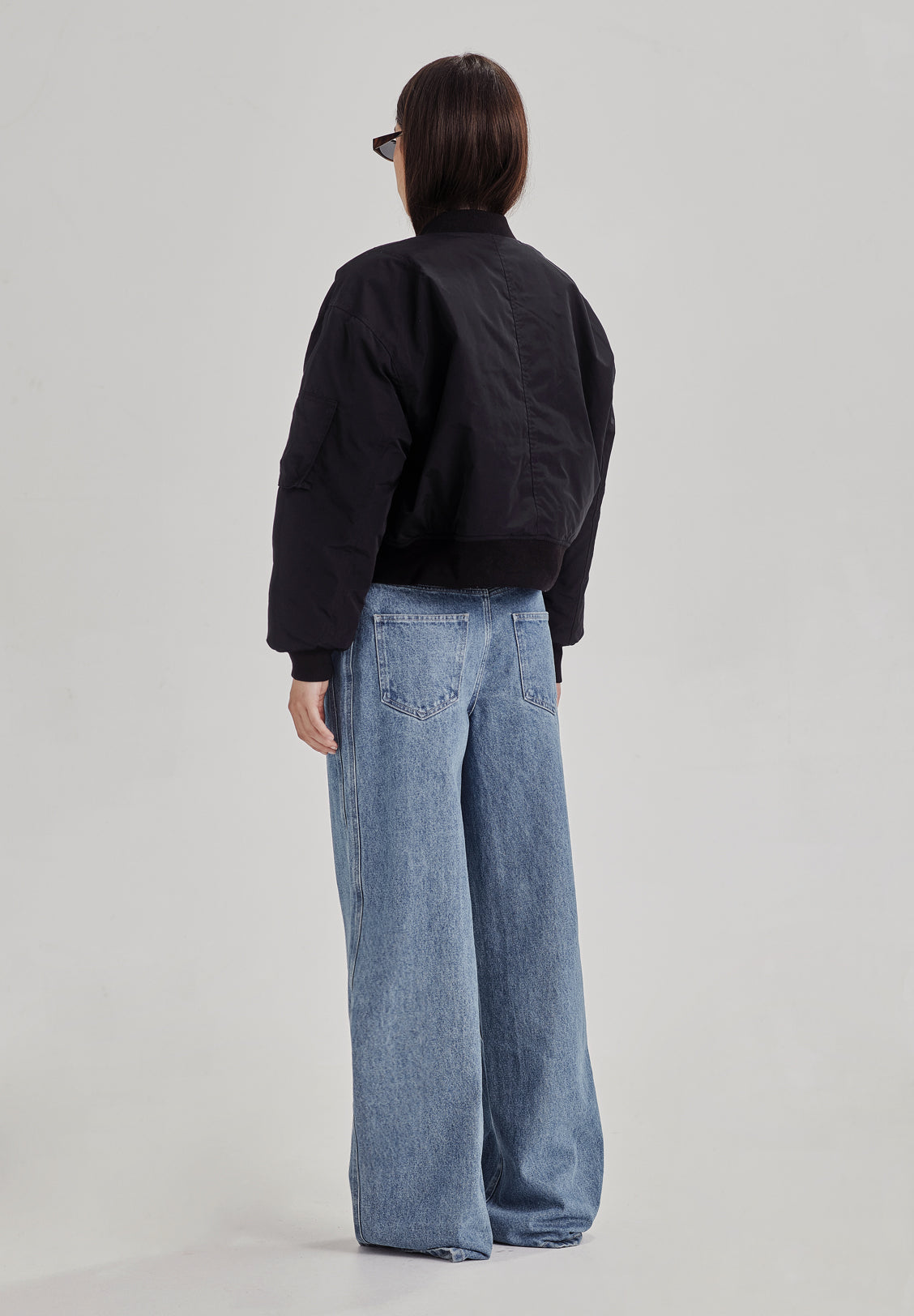 WOMENS CROP BOMBER, BLACK