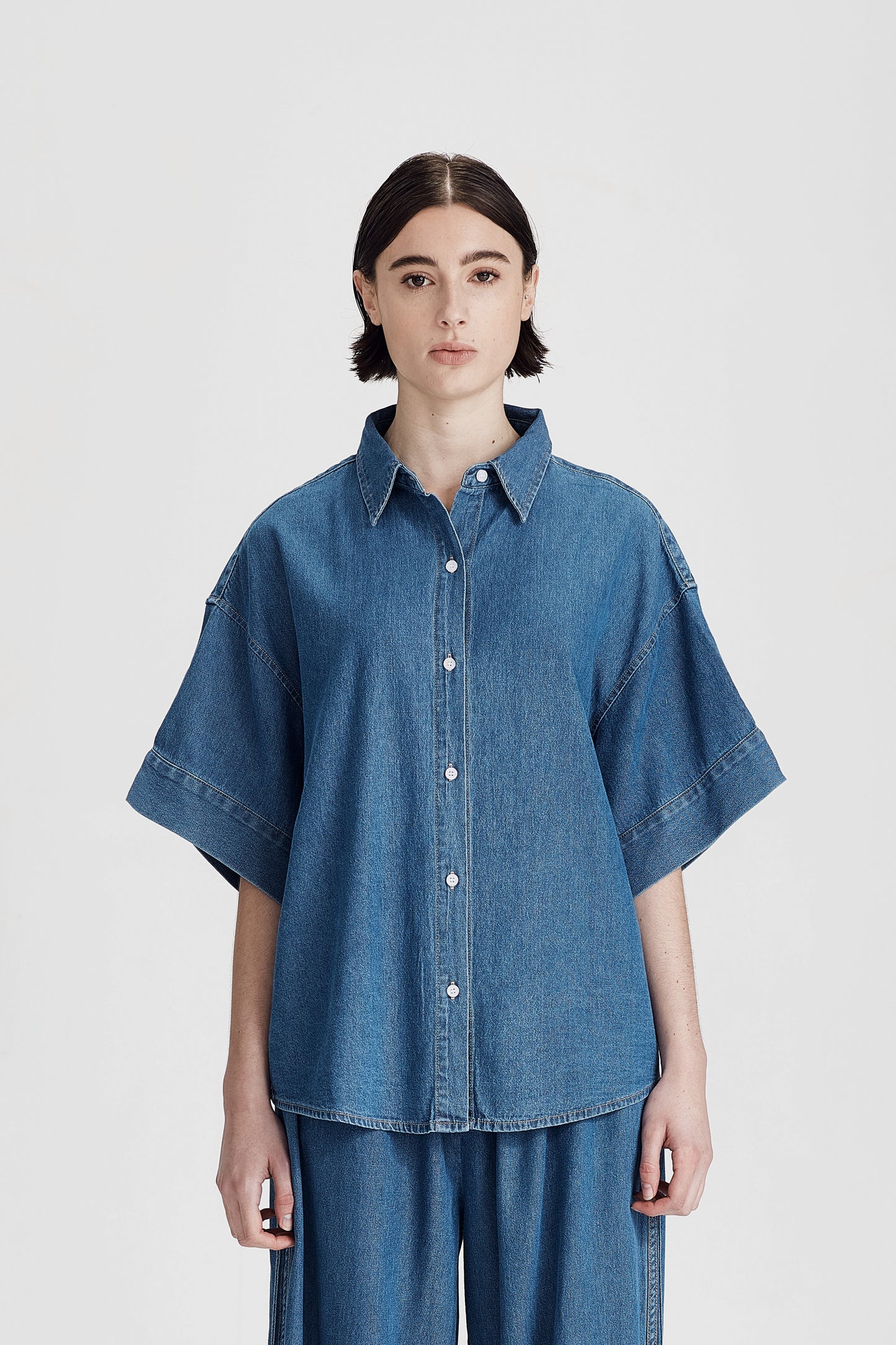 BOYFRIEND SHIRT, CHAMBRAY