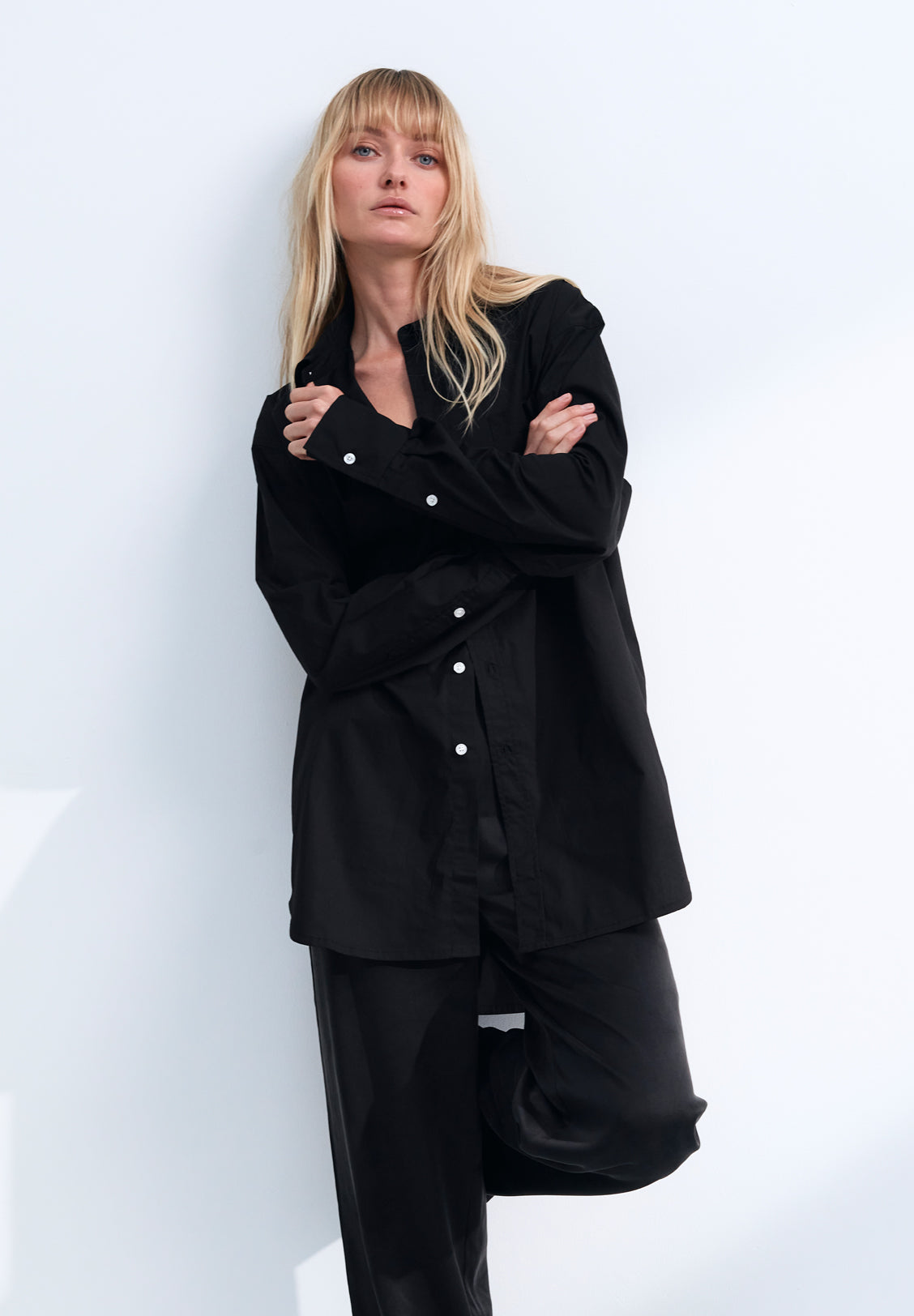 OVERSIZED POPLIN SHIRT, BLACK