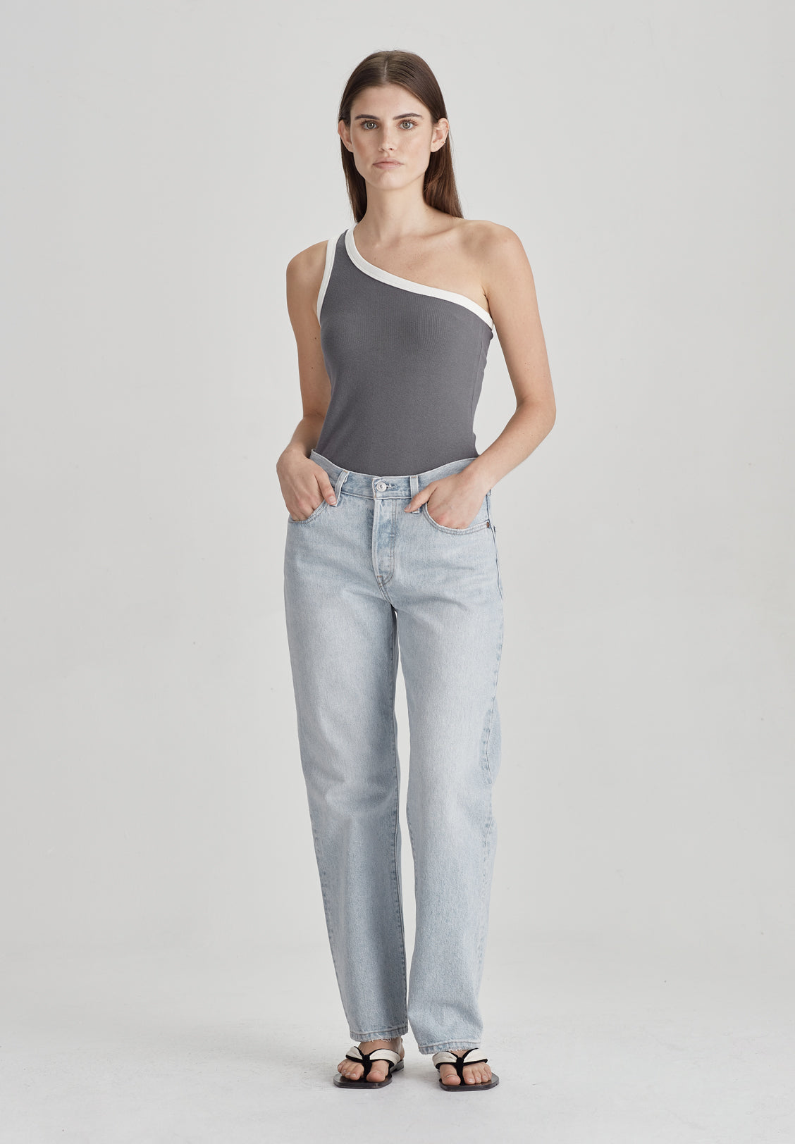 ONE SHOULDER RIB TANK, STORMY / WHITE