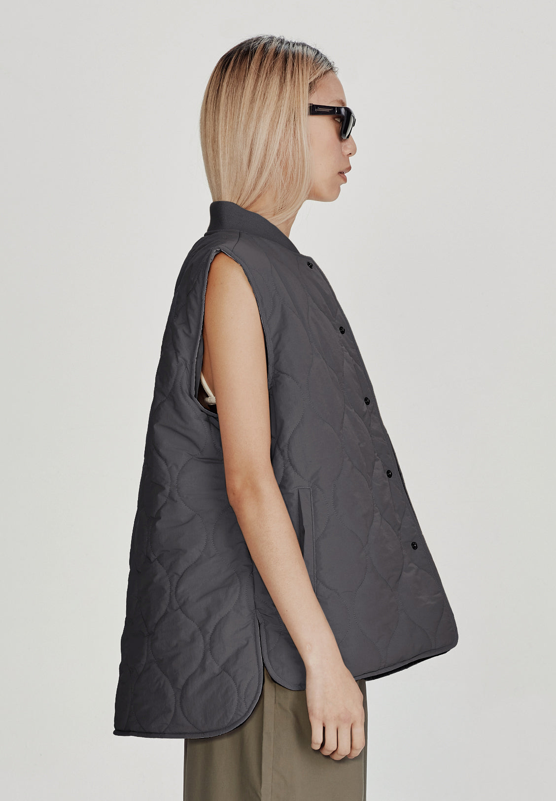 QUILTED VEST, CHARCOAL