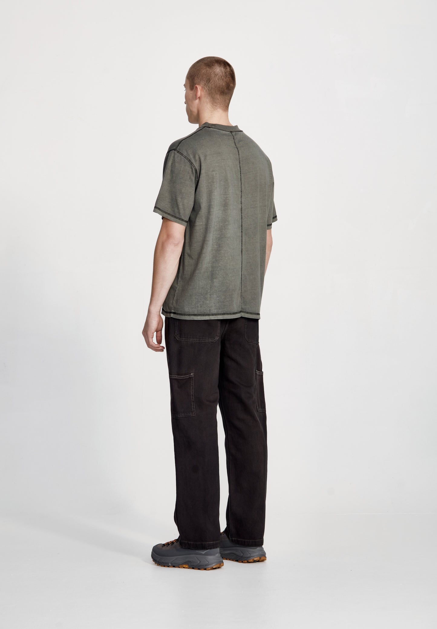 COTTON JERSEY STUDIO TEE, FOG WITH BLACK