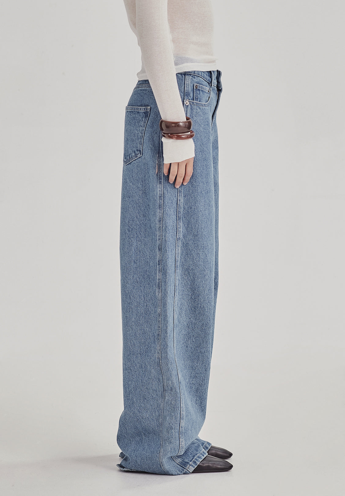 VOLUME JEAN, MID BLUE RINSE