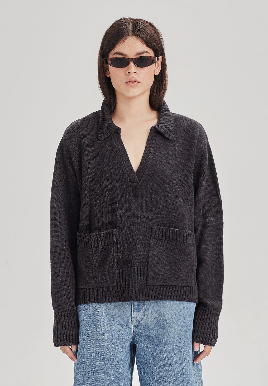 BOXY POLO KNIT, CHARCOAL