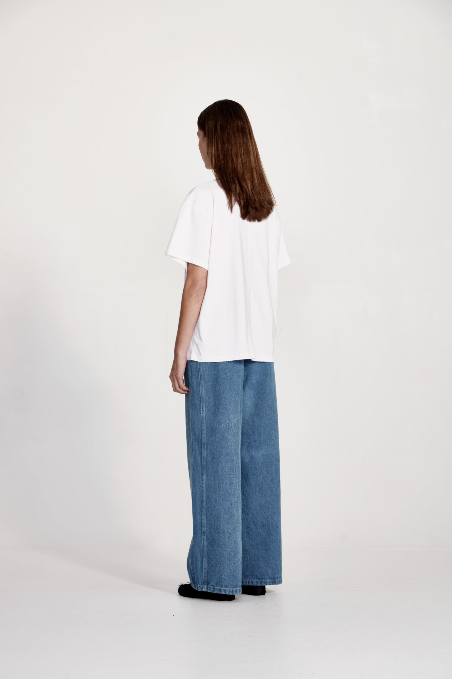 WOMENS V NECK BOY TEE, WHITE