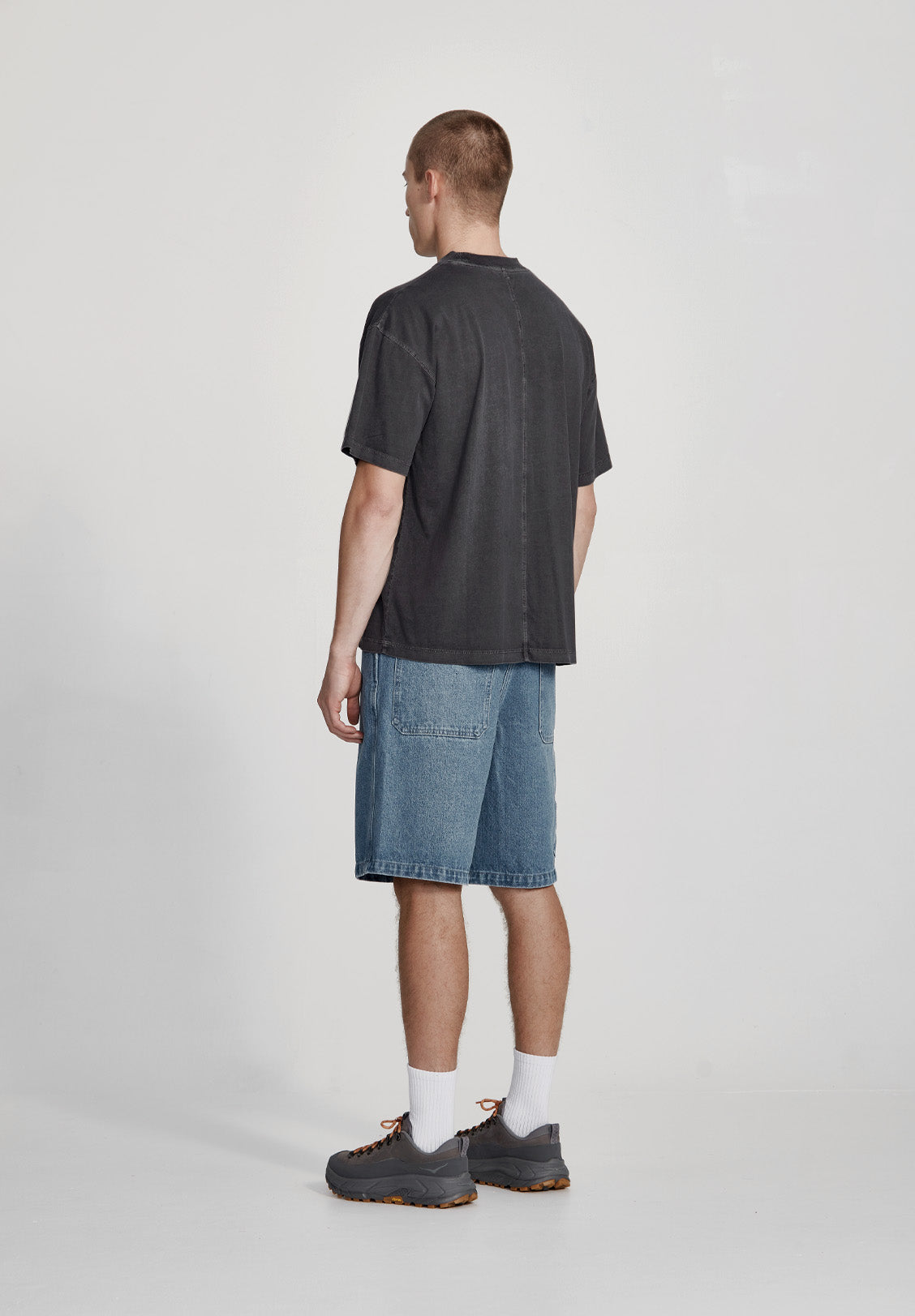 MENS RELAXED TEE, VIN GREY (available in Packs)