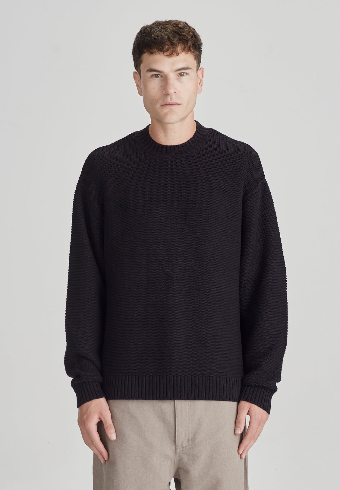Black hotsell pullover jumper