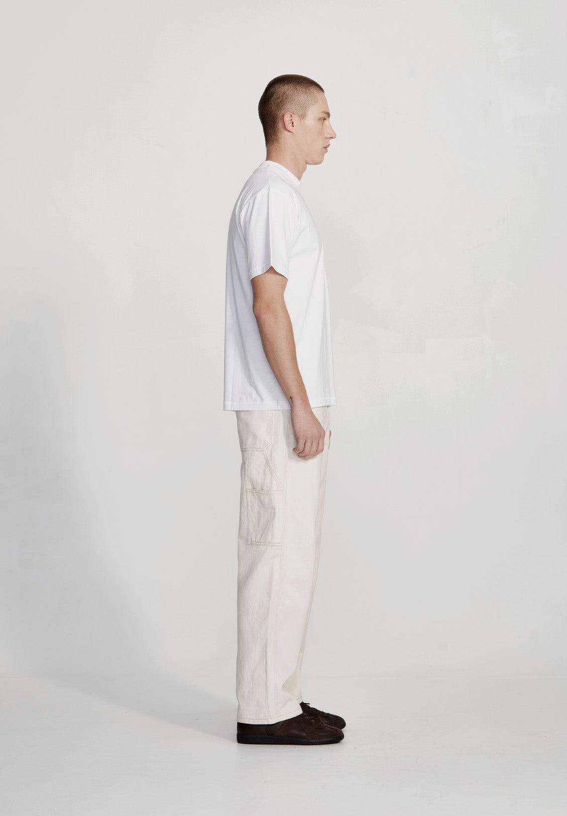 MENS RELAXED TEE, WHITE (available in Packs)