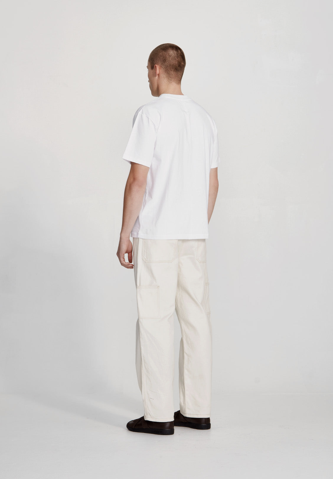 MENS RELAXED TEE, WHITE (available in Packs)