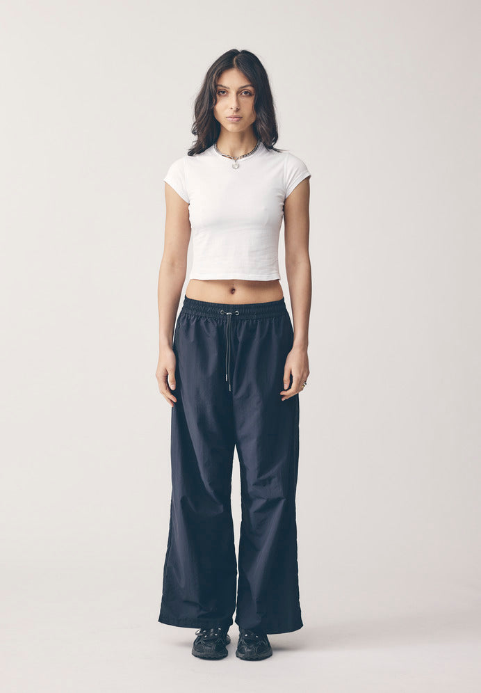 BABY TEE, WHITE - COMMONERS